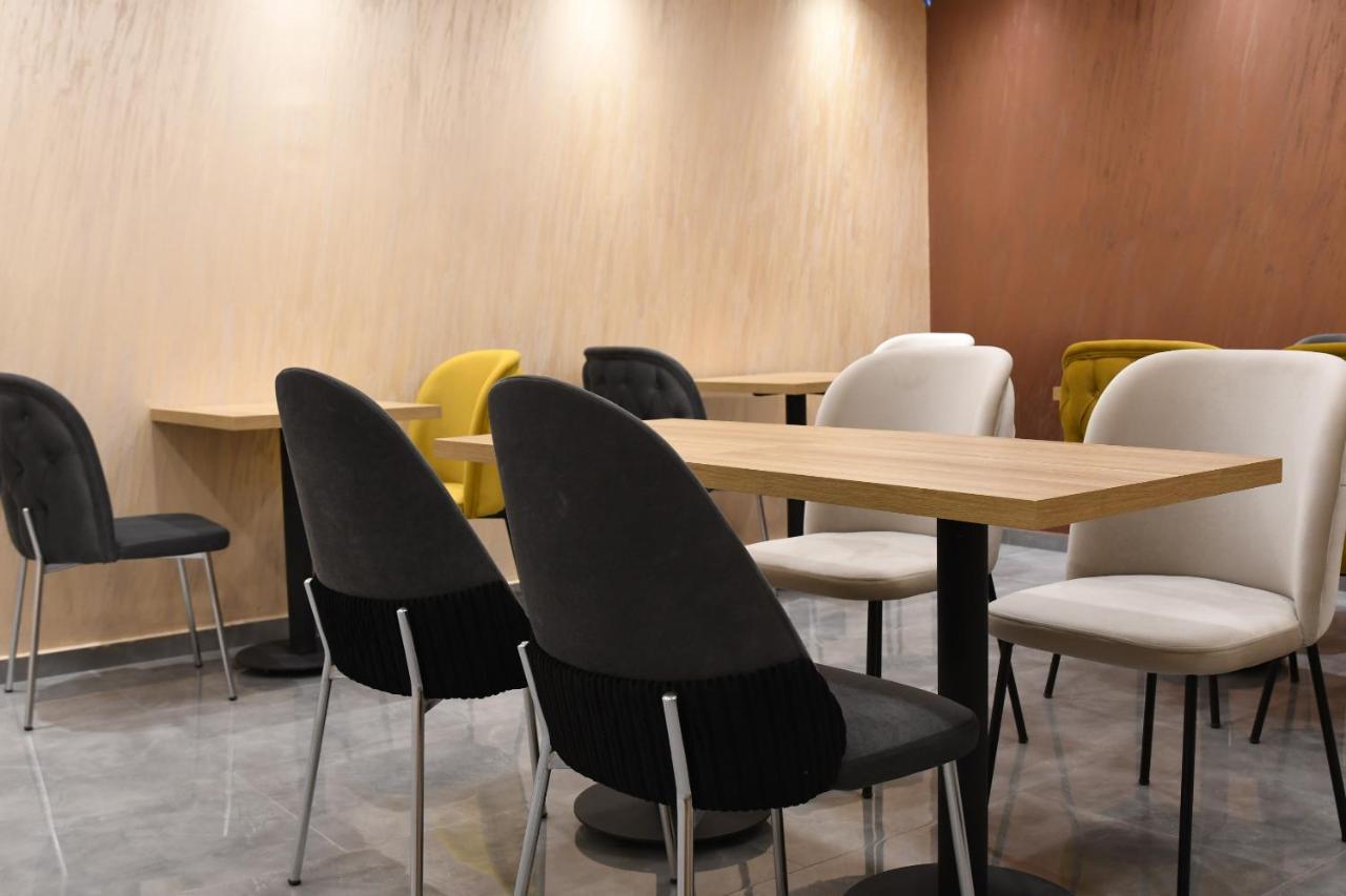 Kame Hotel Belgrade,贝尔格莱德凯美酒店 Ledine Εξωτερικό φωτογραφία
